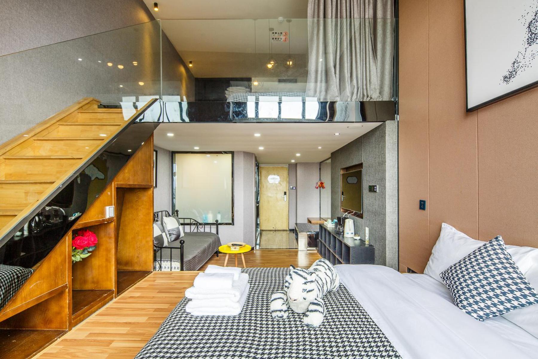 Lavendar Duplex Apartment Kanton Exteriér fotografie